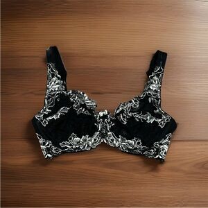Paramour Bra Lace Black And White 32DDD